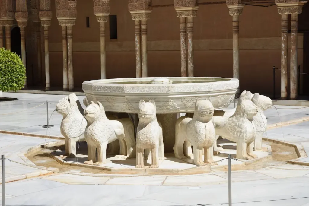 patio de los leones en la Alhambra