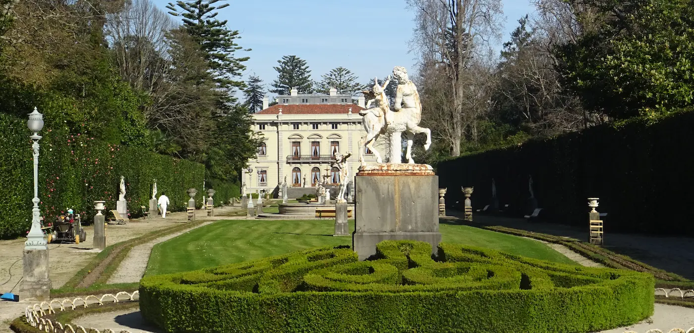 panorámica de jardín en la Quinta Selgas Cudillero